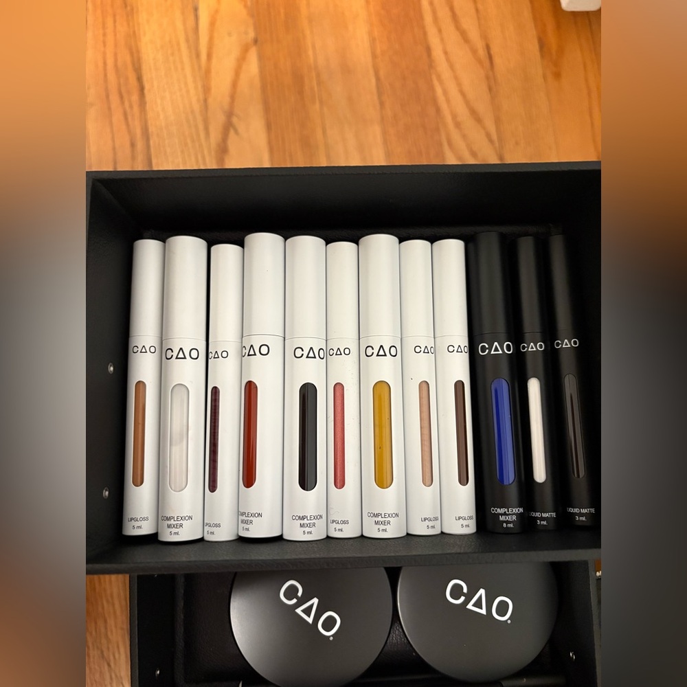 CAO makeup - Picture 3 of 16